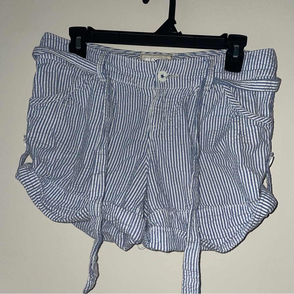 American Eagle Outfitters Blue and White Striped shorts with belt